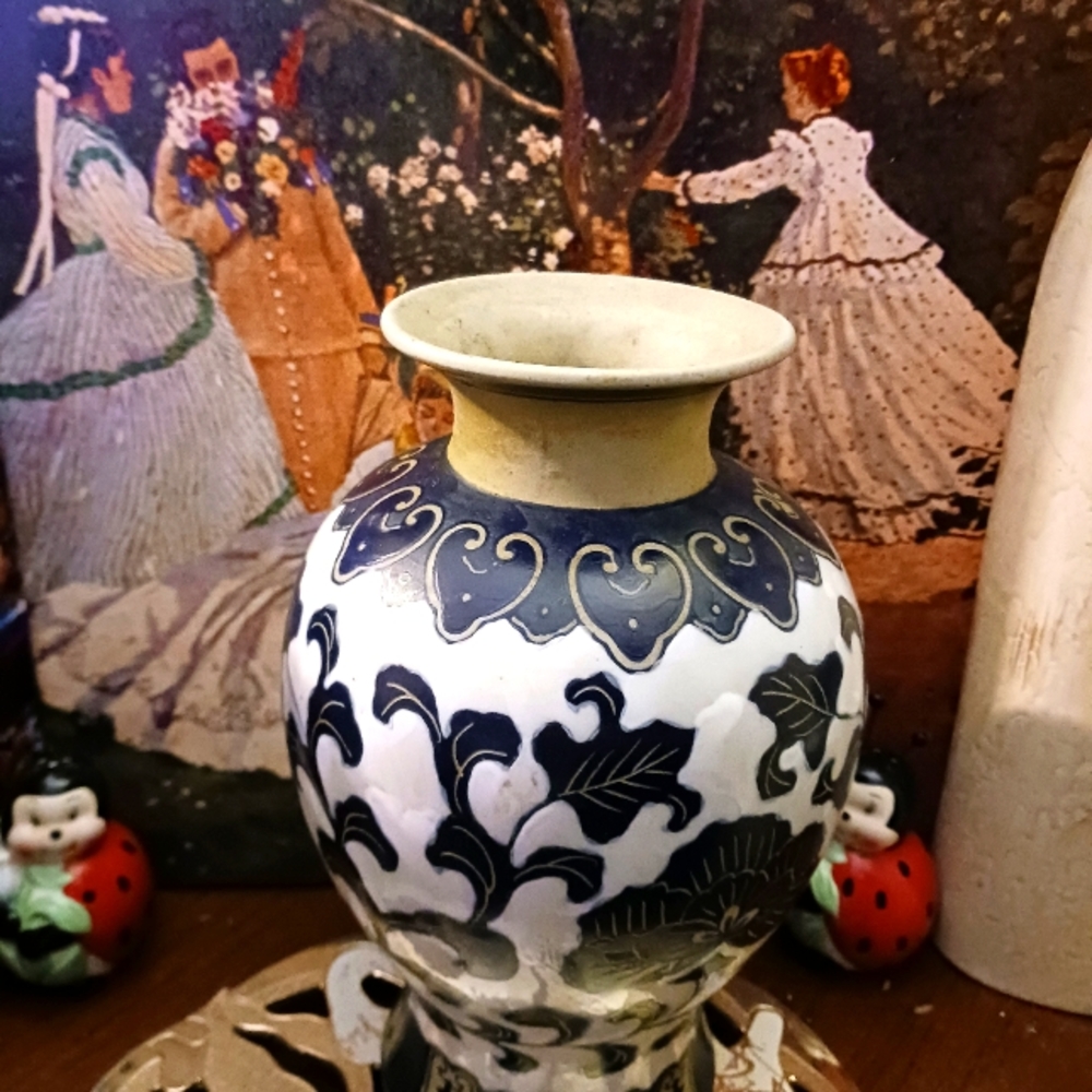 Midwestern Home Vintage Bouquet Vase 💐 Size 10"×7",Beautiful Chinese Vase!🎁